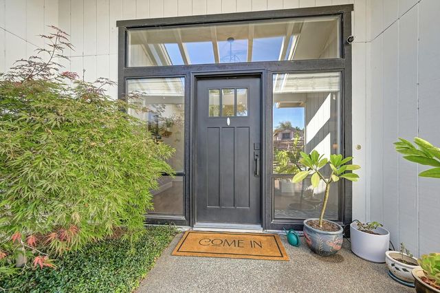 142 Blakeslee Way, Folsom, CA 95630
