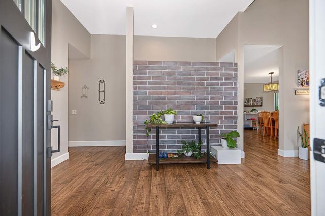 142 Blakeslee Way, Folsom, CA 95630