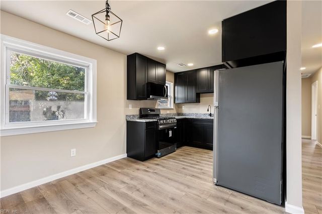 803 New Bern AVE, Hampton, VA 23669