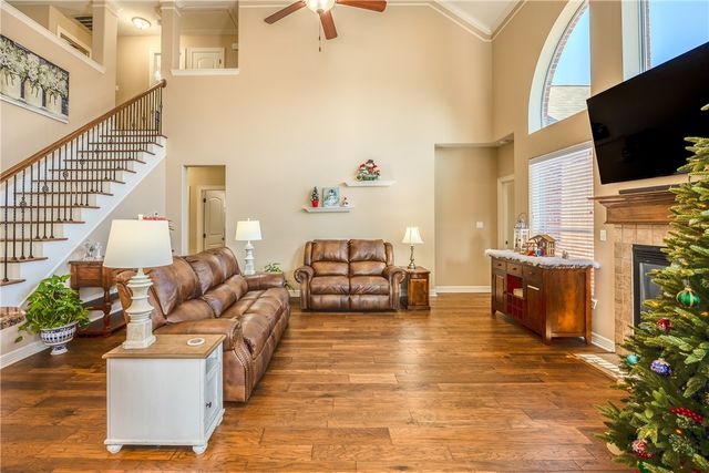 1905 Rosenbaum Drive, Brenham, TX 77833