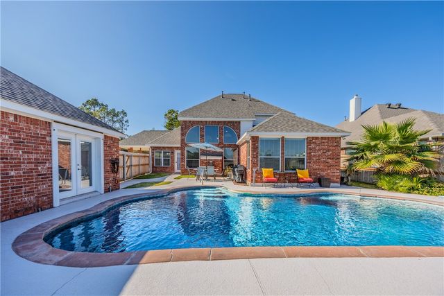 1905 Rosenbaum Drive, Brenham, TX 77833