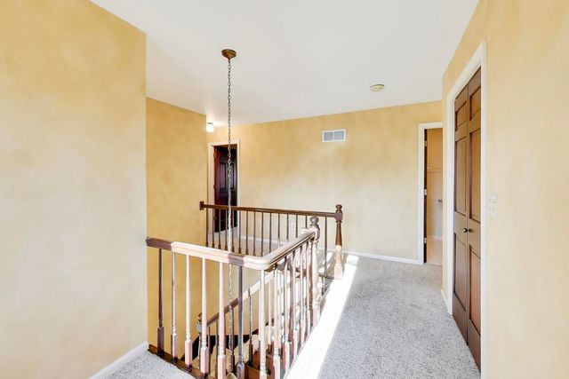 26W548 Prairie Avenue, Winfield, IL 60190