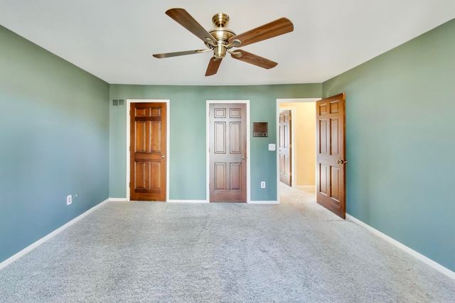 26W548 Prairie Avenue, Winfield, IL 60190