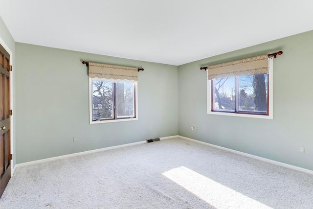 26W548 Prairie Avenue, Winfield, IL 60190