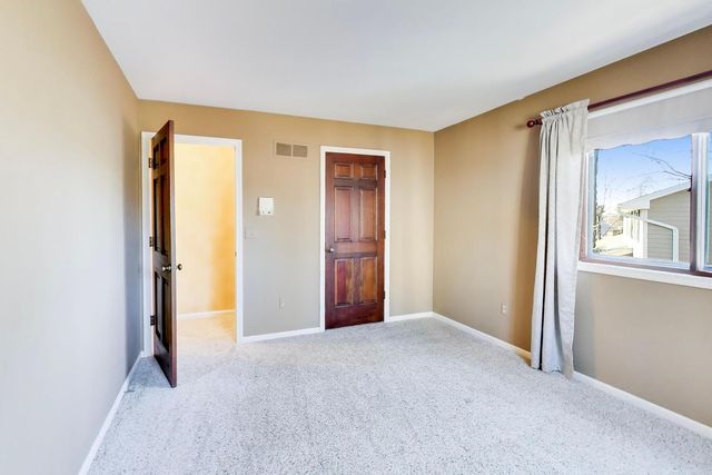 26W548 Prairie Avenue, Winfield, IL 60190