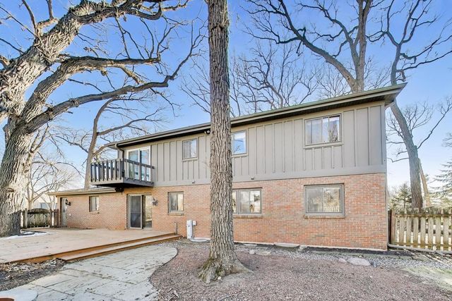 26W548 Prairie Avenue, Winfield, IL 60190