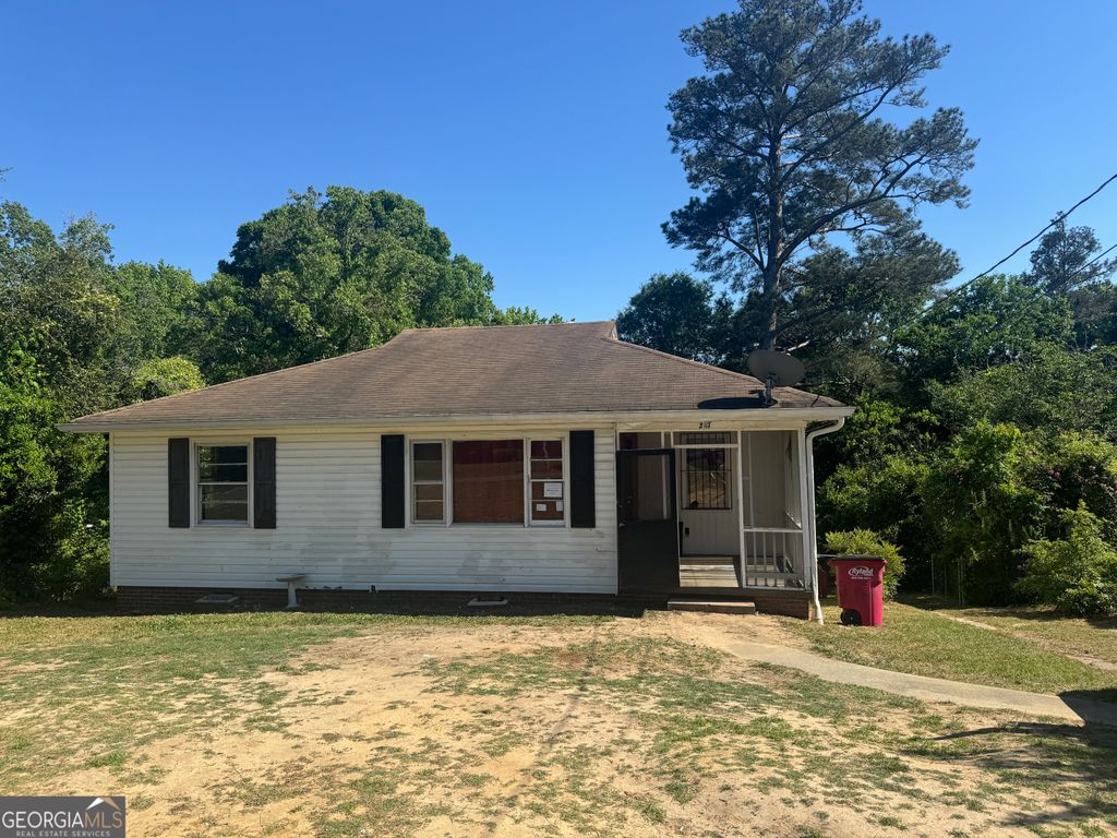2117 Knightsbridge Road, Macon, GA 31211