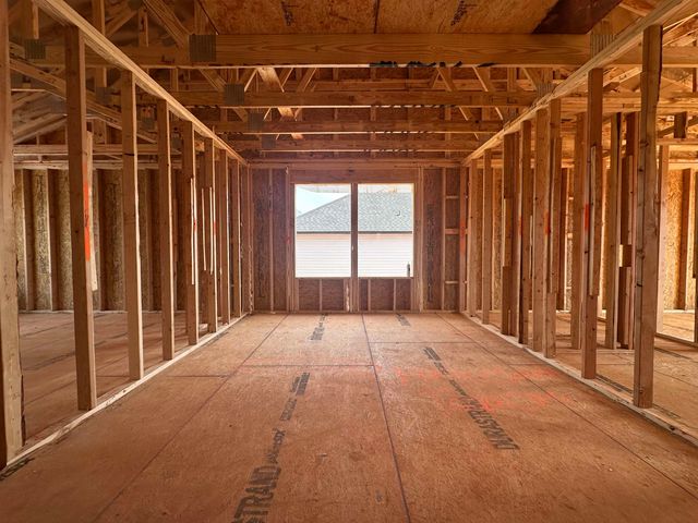 339 E Pyrenees Drive, Wellford, SC 29385