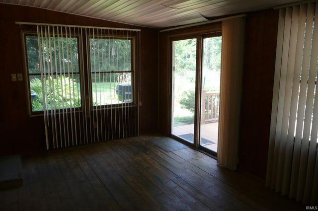 51678 Grape Road, Granger, IN 46530