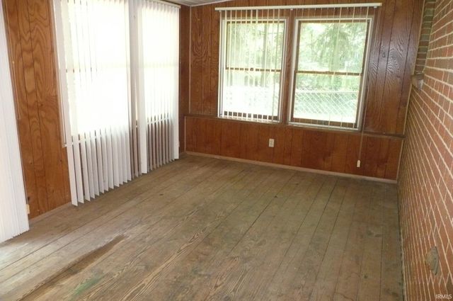 51678 Grape Road, Granger, IN 46530