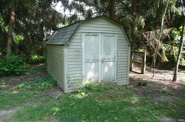 51678 Grape Road, Granger, IN 46530