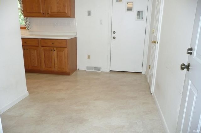 51678 Grape Road, Granger, IN 46530