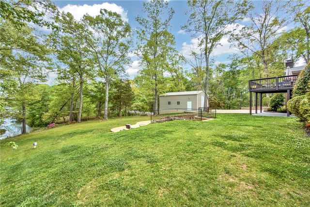 141 Greybridge Road, Pelzer, SC 29669