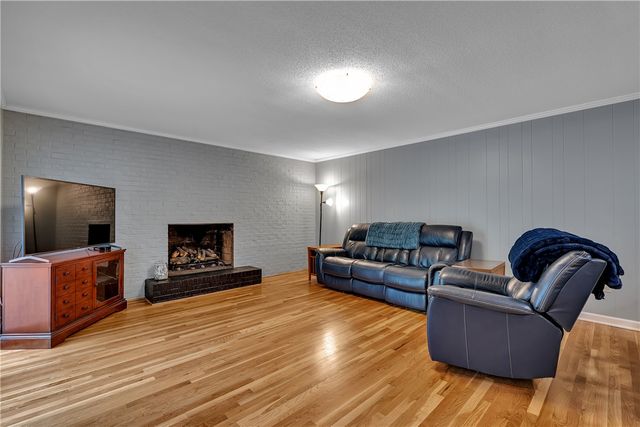 141 Greybridge Road, Pelzer, SC 29669