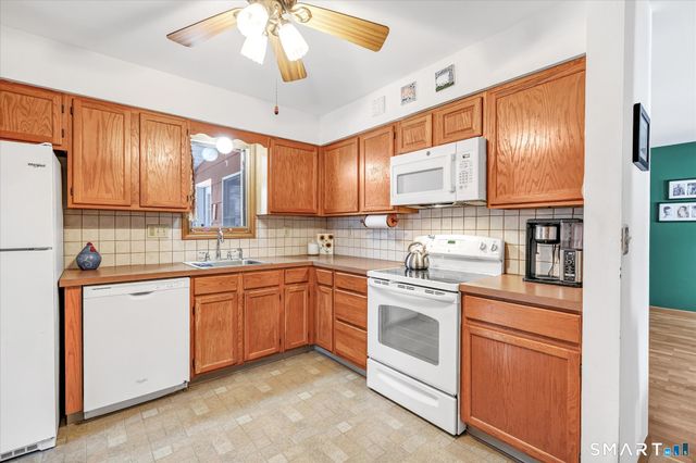 22 Jenyfer Court, Shelton, CT 06484