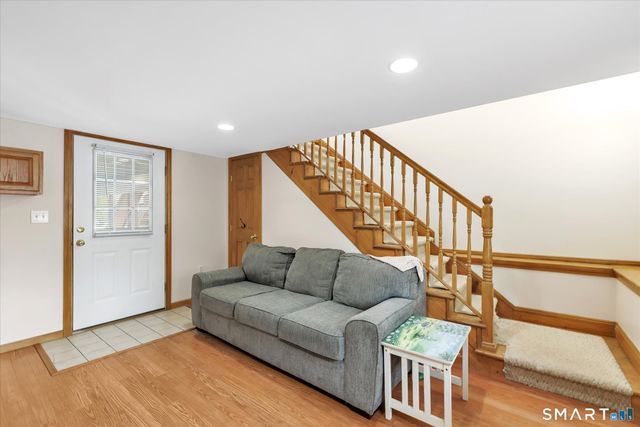 22 Jenyfer Court, Shelton, CT 06484