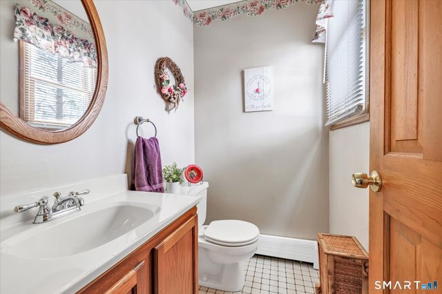 22 Jenyfer Court, Shelton, CT 06484