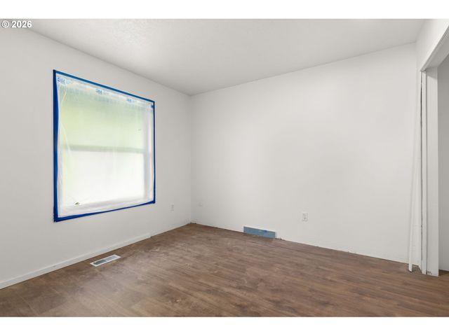 10240 Sw 59TH Pl, Portland, OR 97219