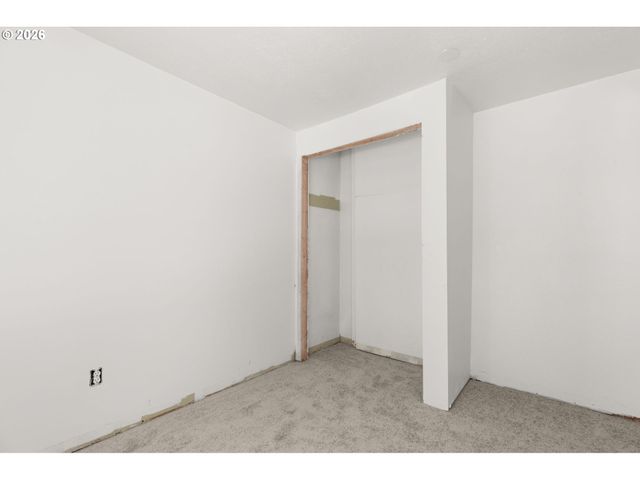 10240 Sw 59TH Pl, Portland, OR 97219