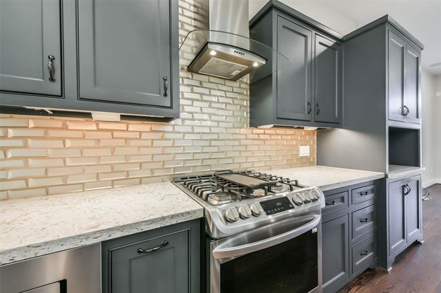 2422 Hadley Street, Houston, TX 77003