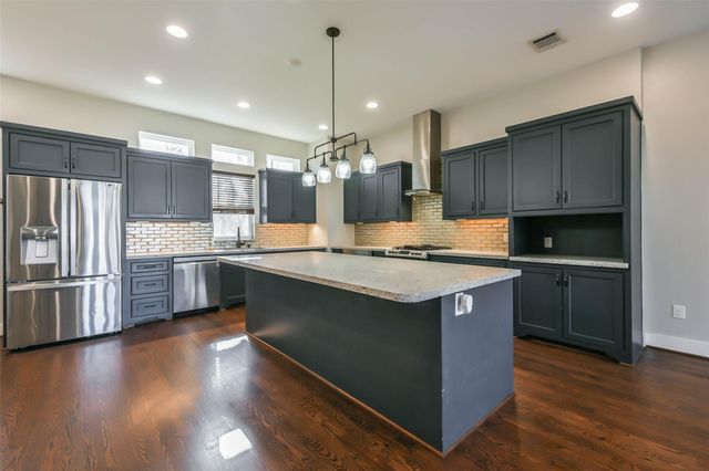 2422 Hadley Street, Houston, TX 77003