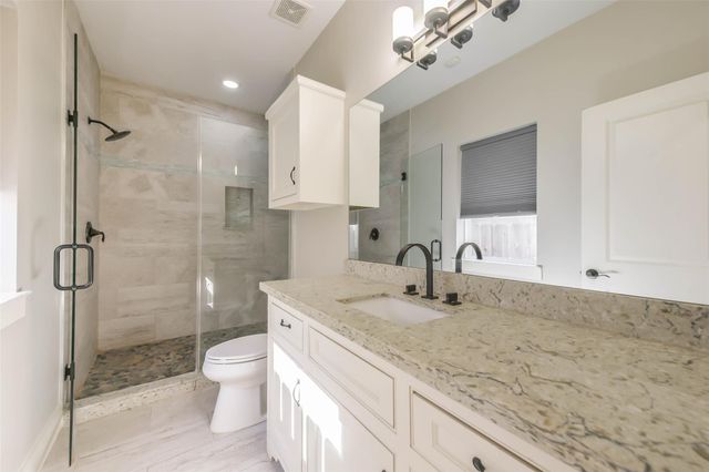 2422 Hadley Street, Houston, TX 77003