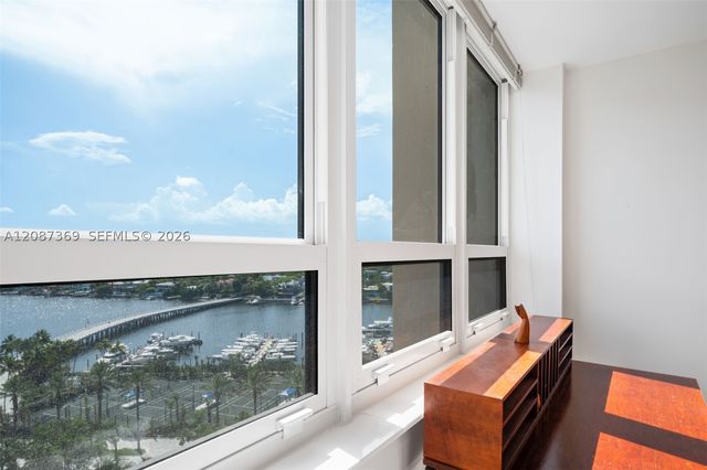 2 Grove Isle Dr B1402, Miami, FL 33133