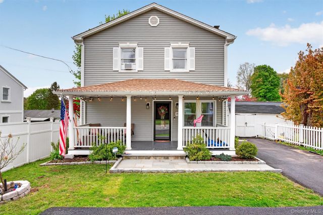 15 Roslyn Road, Carmel, NY 10512
