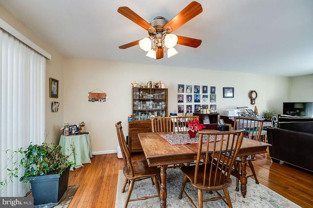 65 WYOMISSING HILLS BLVD, Reading, PA 19609
