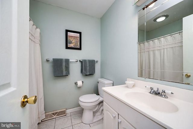 65 WYOMISSING HILLS BLVD, Reading, PA 19609