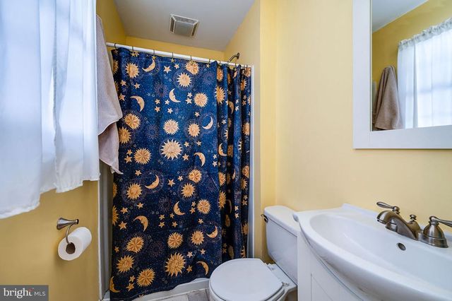 65 WYOMISSING HILLS BLVD, Reading, PA 19609