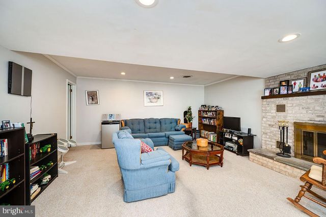 65 WYOMISSING HILLS BLVD, Reading, PA 19609