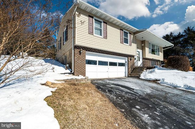 65 WYOMISSING HILLS BLVD, Reading, PA 19609