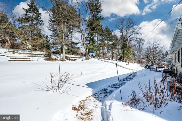 65 WYOMISSING HILLS BLVD, Reading, PA 19609