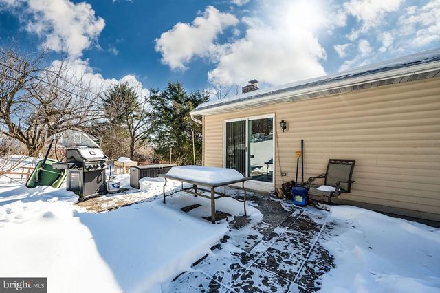 65 WYOMISSING HILLS BLVD, Reading, PA 19609