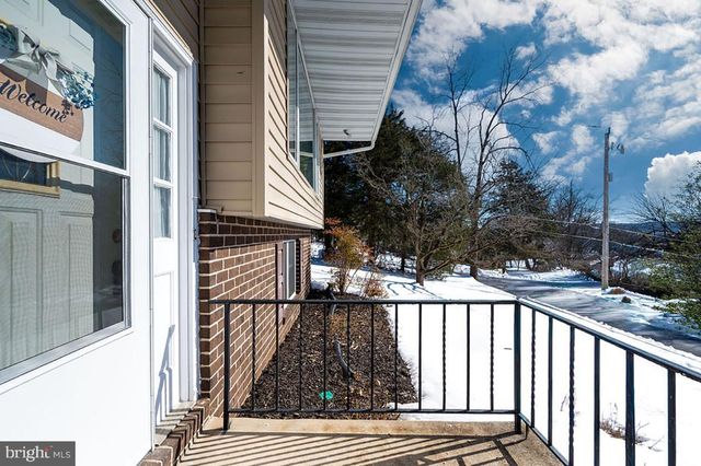 65 WYOMISSING HILLS BLVD, Reading, PA 19609