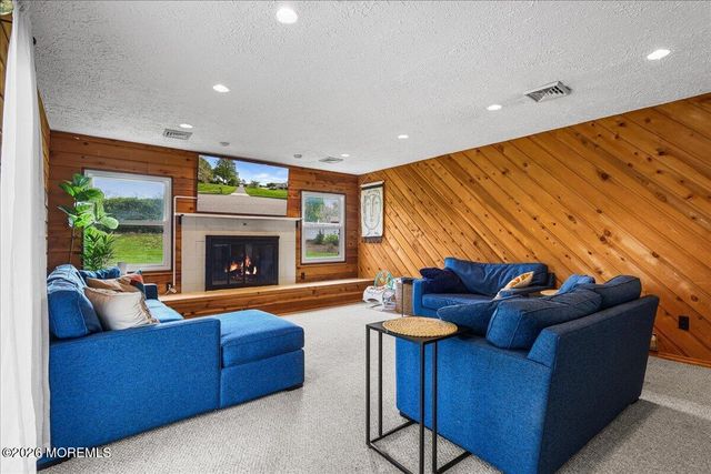 12 Clinton Drive, Manalapan, NJ 07726