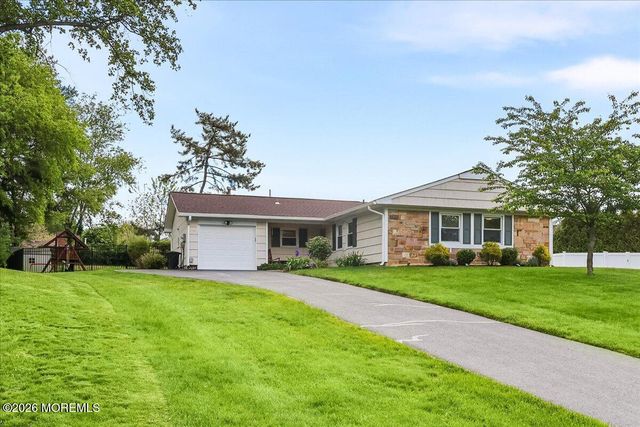 12 Clinton Drive, Manalapan, NJ 07726