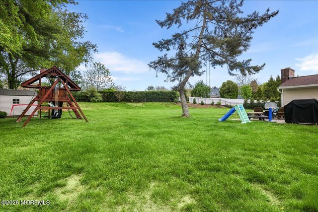 12 Clinton Drive, Manalapan, NJ 07726