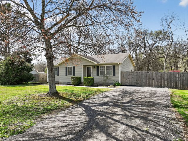 2041 Sugartree Dr, Murfreesboro, TN 37129