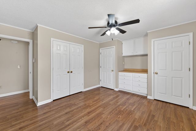 2041 Sugartree Dr, Murfreesboro, TN 37129