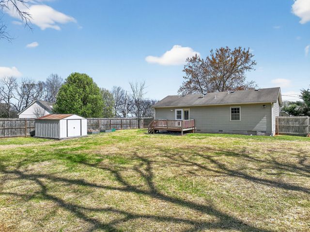 2041 Sugartree Dr, Murfreesboro, TN 37129