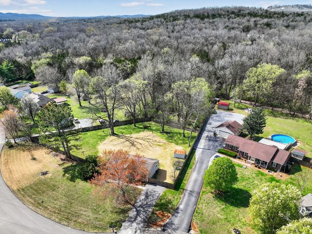 2041 Sugartree Dr, Murfreesboro, TN 37129