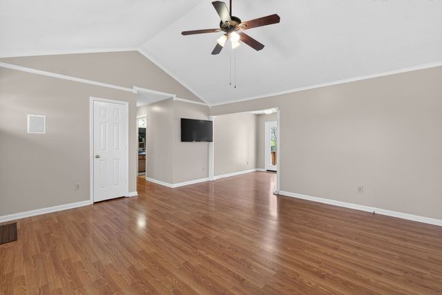 2041 Sugartree Dr, Murfreesboro, TN 37129