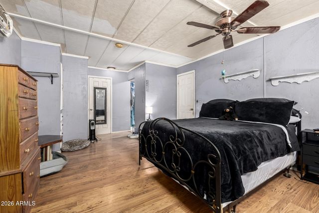 9478 E ESCONDIDO Avenue, Mesa, AZ 85208