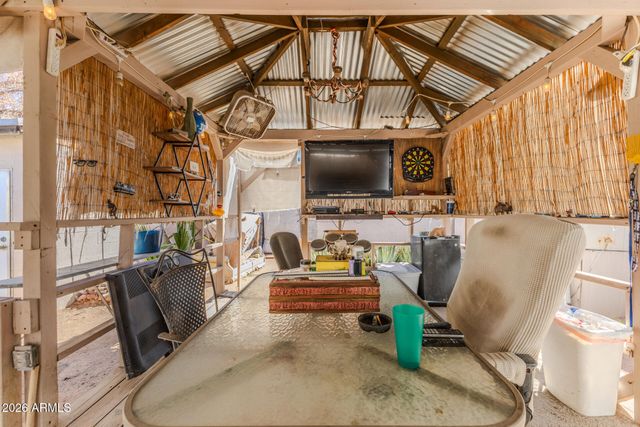 9478 E ESCONDIDO Avenue, Mesa, AZ 85208