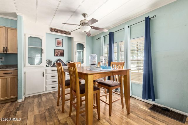 9478 E ESCONDIDO Avenue, Mesa, AZ 85208