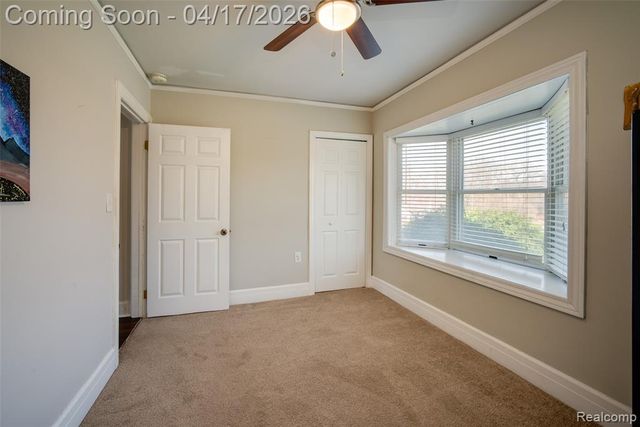 82 Granada Drive, White Lake, MI 48386