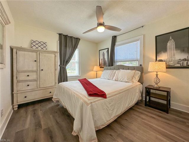 55 Greenbrier RD, Portsmouth, VA 23707