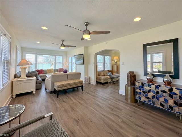 55 Greenbrier RD, Portsmouth, VA 23707